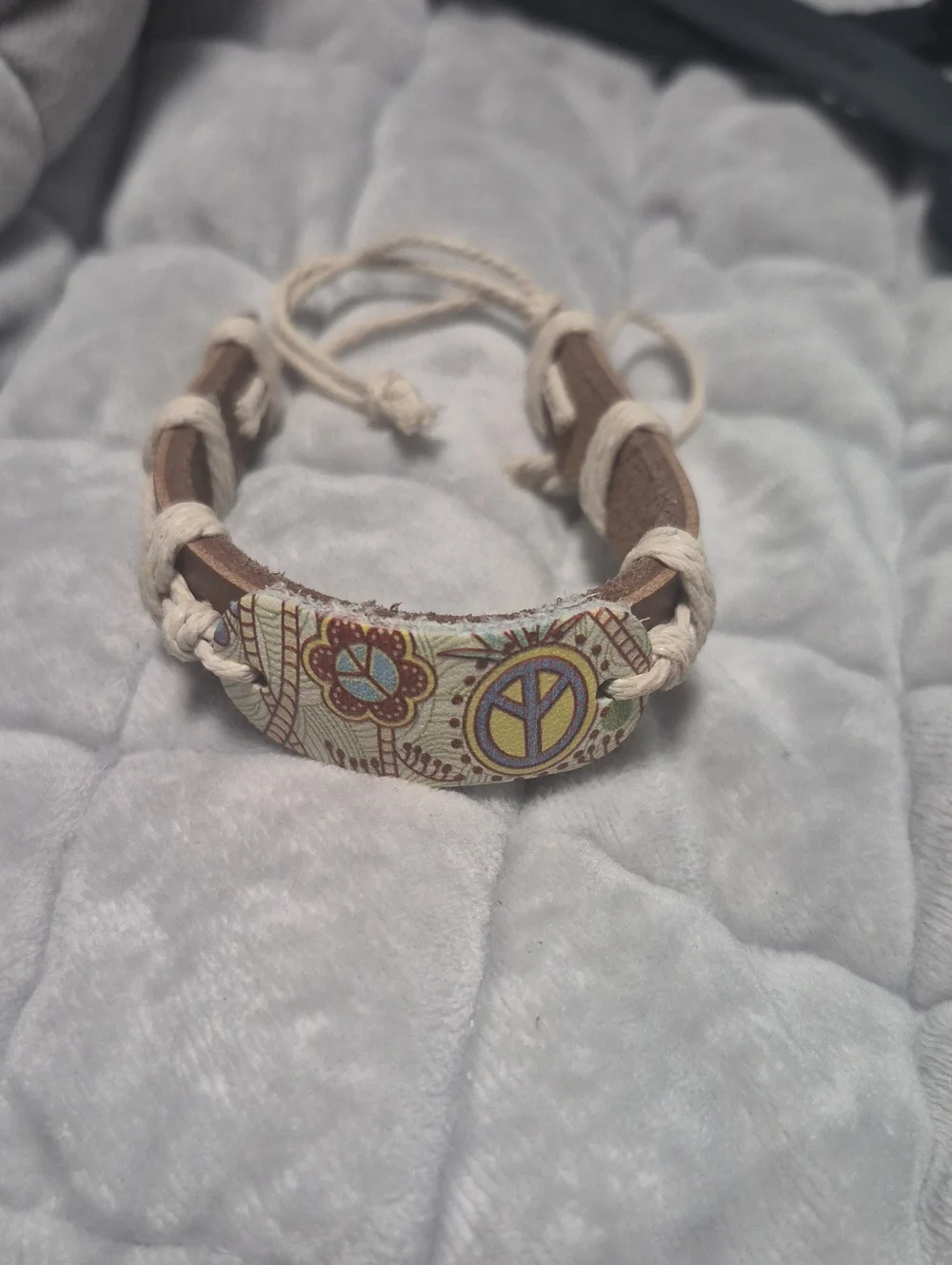 Boho Peace Sign Leather Bracelet in Cream and Brown